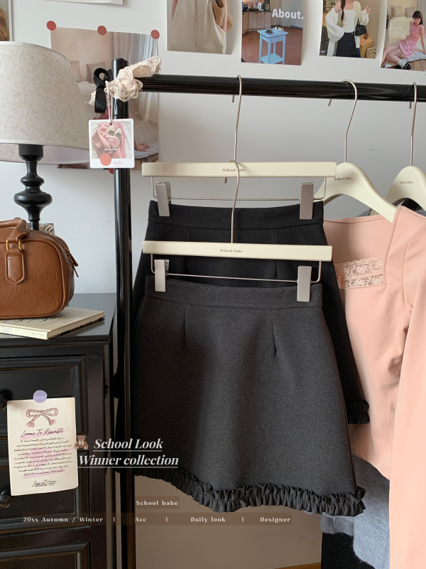 Fungus edge stitching A-line woolen skirt for women autumn high waist fashionable temperament sweet short skirt ins