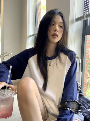 Contrast color long-sleeved T-shirt for women early autumn new pure cotton loose design raglan sleeve bottoming shirt layered top
