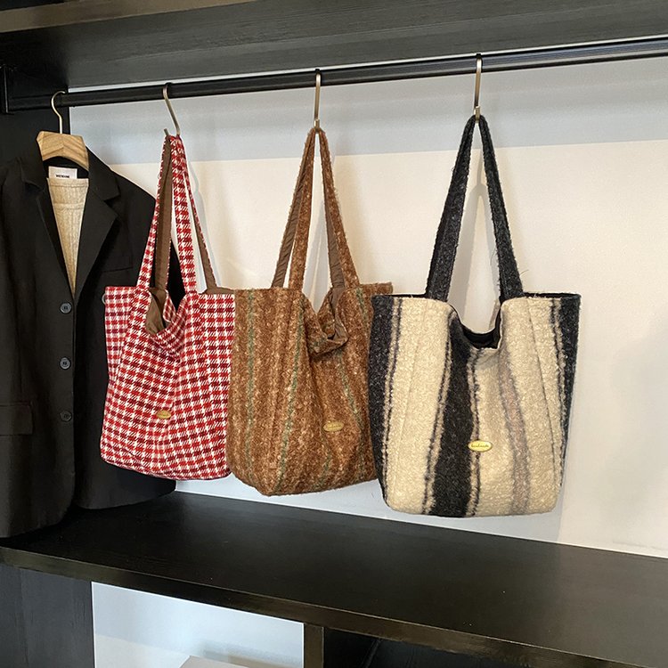 2024 Autumn and Winter New Leopard Print Vertical Stripe Korean Style Ins Style Reversible Large Capacity Shoulder Tote Bag