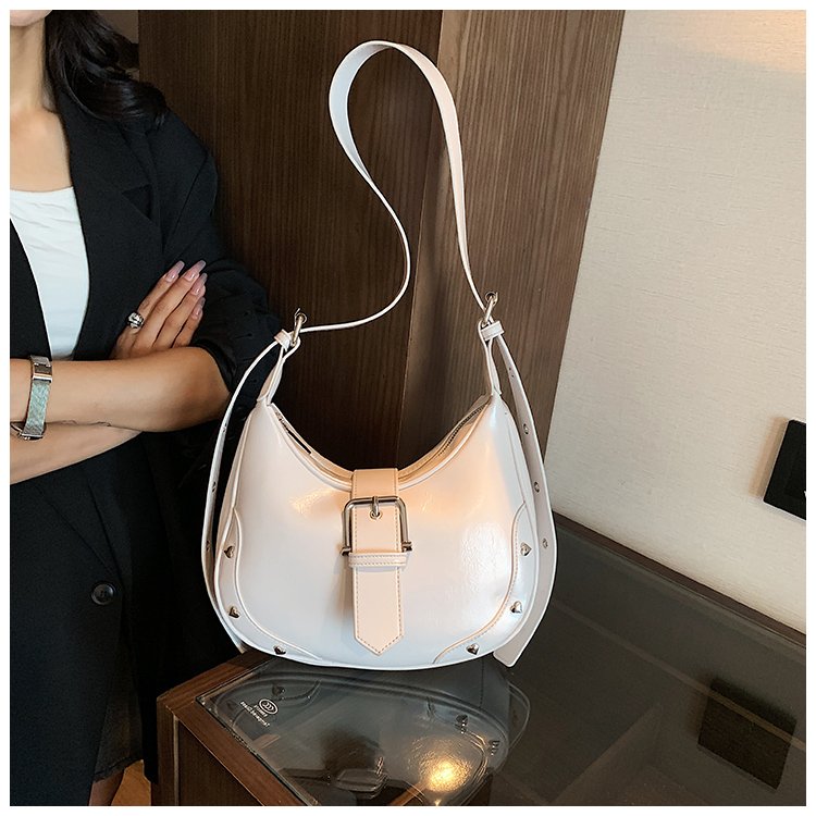 Niche fashion casual texture versatile small square bag simple underarm shoulder bag trendy new French bag for women