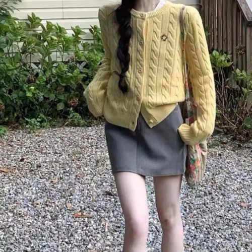 Yellow twist knitted cardigan sweater for women autumn 2024 new style soft and sweet style high-end top
