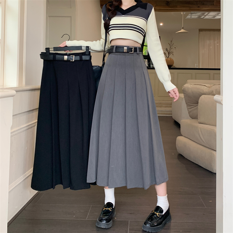 Real shot of plus size women's 2023 new autumn casual college style versatile pleated skirt