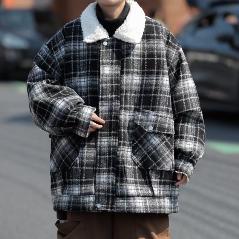 Plaid woolen coat men's new winter lamb wool cotton coat plus velvet thickened lapel cotton coat