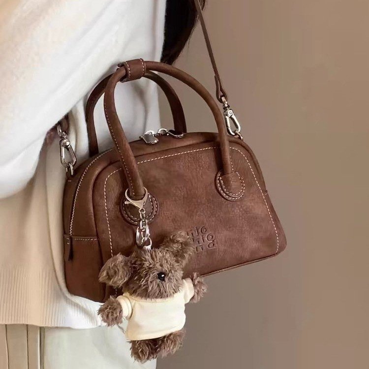 Autumn and winter bags for women, new Maillard pillow bag, fashionable handbag, commuting, versatile, single shoulder, oblique hair