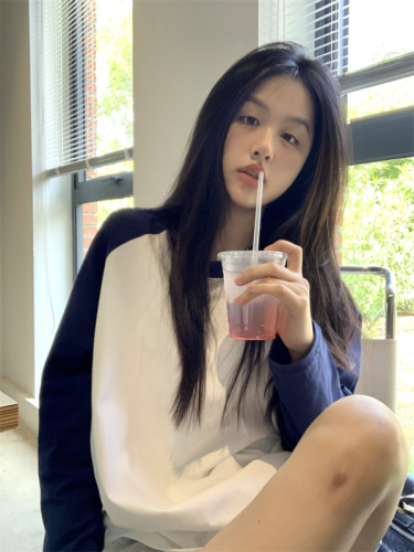 Contrast color long-sleeved T-shirt for women early autumn new pure cotton loose design raglan sleeve bottoming shirt layered top