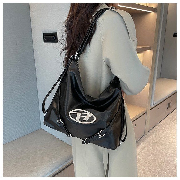 2024 New Large Capacity Commuting Bag Soft Leather Backpack Women’s Fashion Shoulder Bag Casual and Versatile Tote Bag