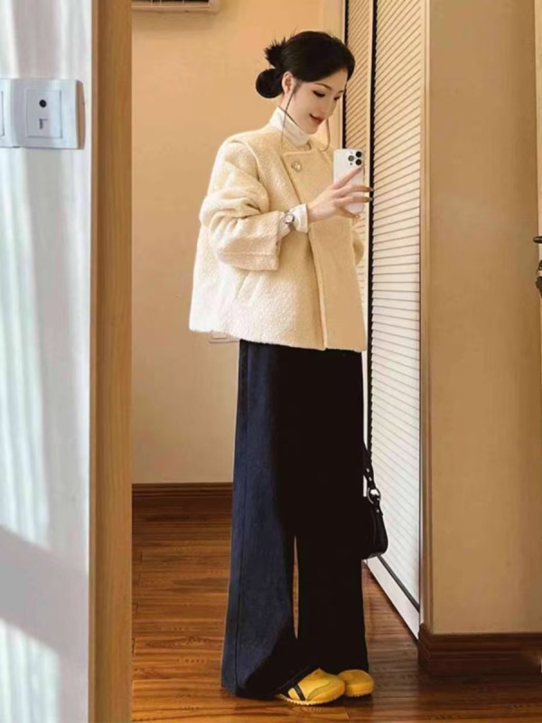 Korean style small fragrance jacket for women in autumn and winter, high-end, casual, age-reducing, super good-looking, irregular, unique, super good-looking jacket