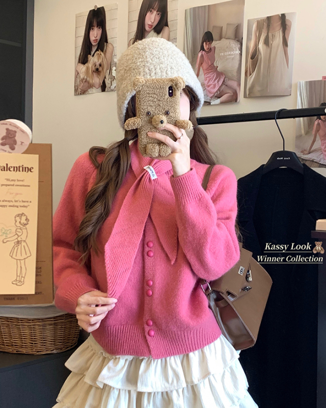 New autumn and winter Korean style loose solid color single-breasted knitted cardigan scarf two-piece top for women