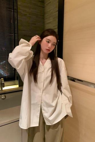 Autumn simple casual BF design V-neck loose and versatile slim shirt for women