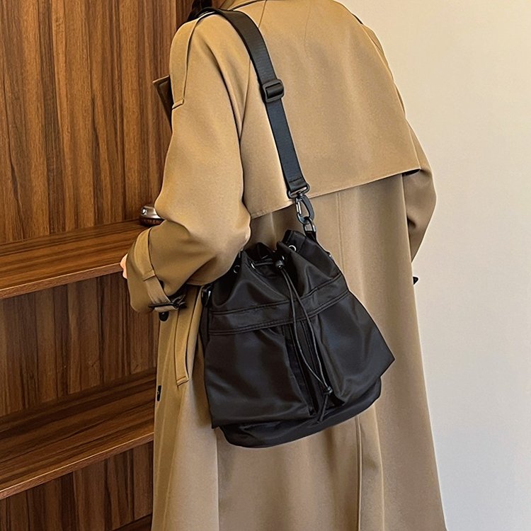 Cross-border Korean version simple casual women's small bag 2024 new nylon cloth backpack fashion travel school bag