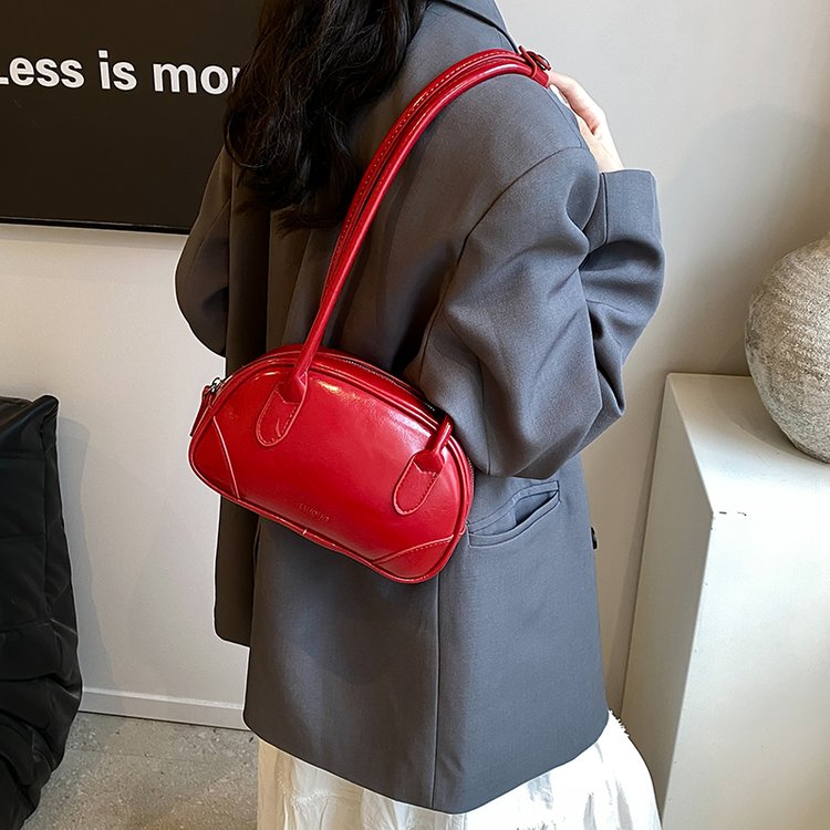 Portable bowling bag women's 2024 new trendy Korean niche underarm bag single shoulder red bag wedding bag