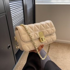 Small fragrant style rhombus chain bag for women winter new fashion versatile red small square bag high-end messenger bag