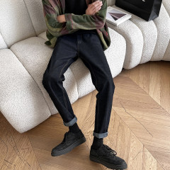 Autumn and winter men's slim-fit jeans for small feet, Korean style trendy two-color optional elastic slimming pants
