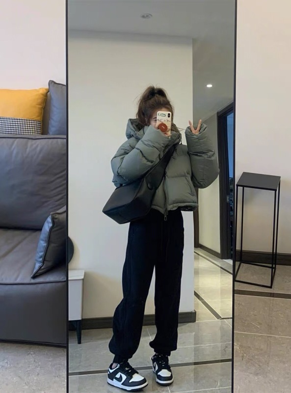 American straight-leg black sports pants for women in autumn and winter, thickened high-waisted slimming loose wide-legged casual sanitary trousers