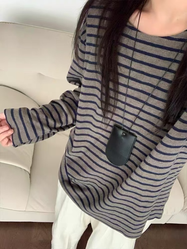 Korean style lazy gray and blue striped brushed long-sleeved T-shirt women's autumn and winter round neck loose slimming soft waxy bottoming shirt top