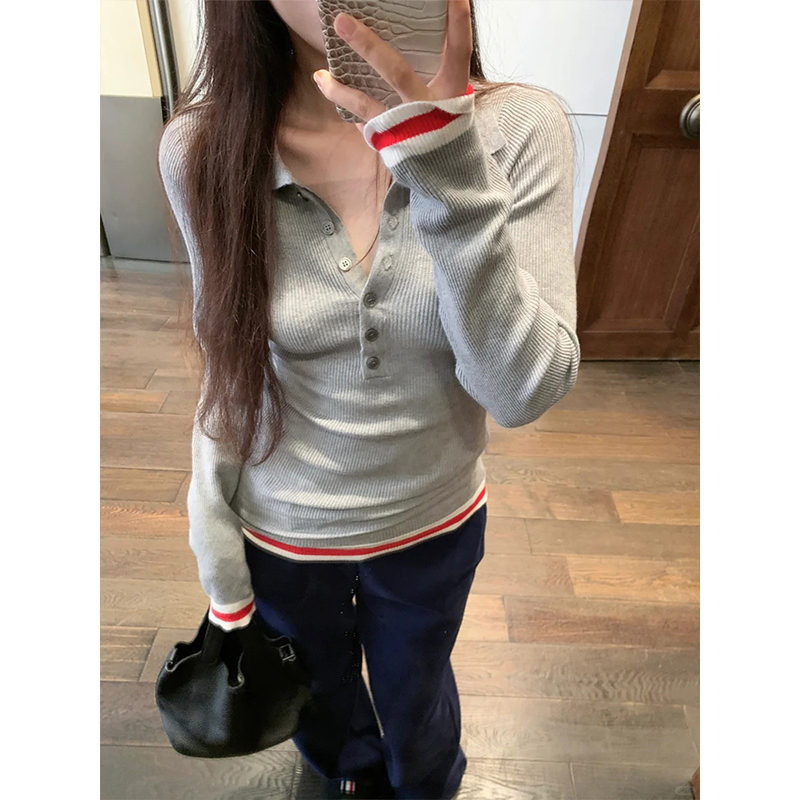 Niche contrast color Polo collar sweater, slim fit and chic top