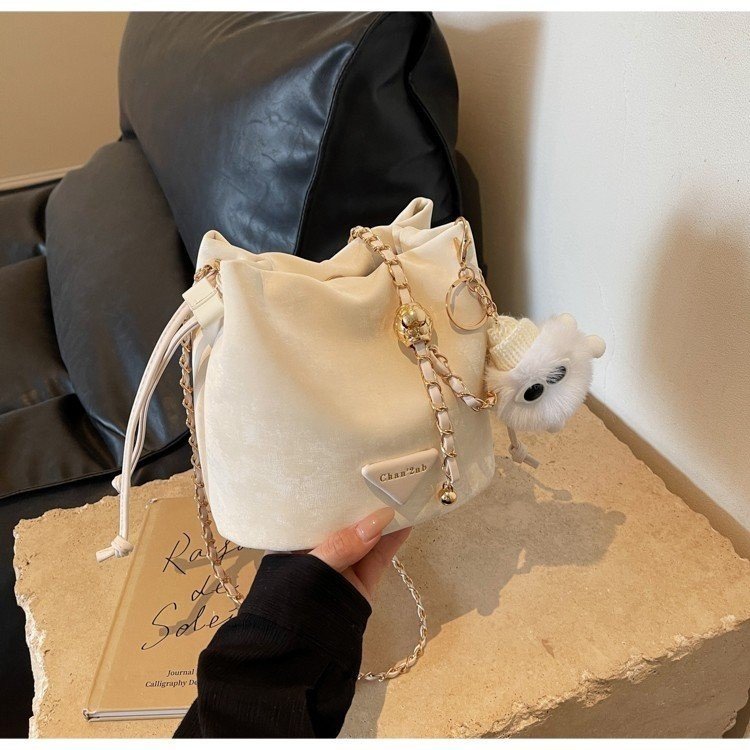 Cloud Puff Bag New Drawstring Chain Bag Cream Pink Fashion Versatile Niche Shoulder Crossbody Bucket Bag