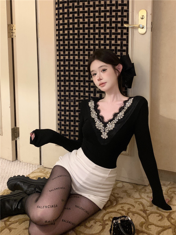 Hot girl short V-neck velvet top, brushed bottoming shirt for women, long-sleeved T-shirt