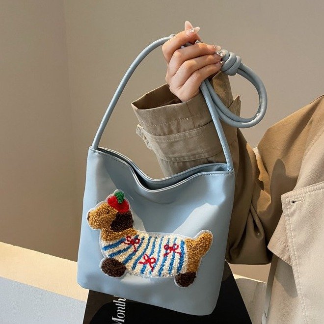 Simple cute dachshund solid color small square bag ins Korean style casual student Harajuku trendy shoulder crossbody bag