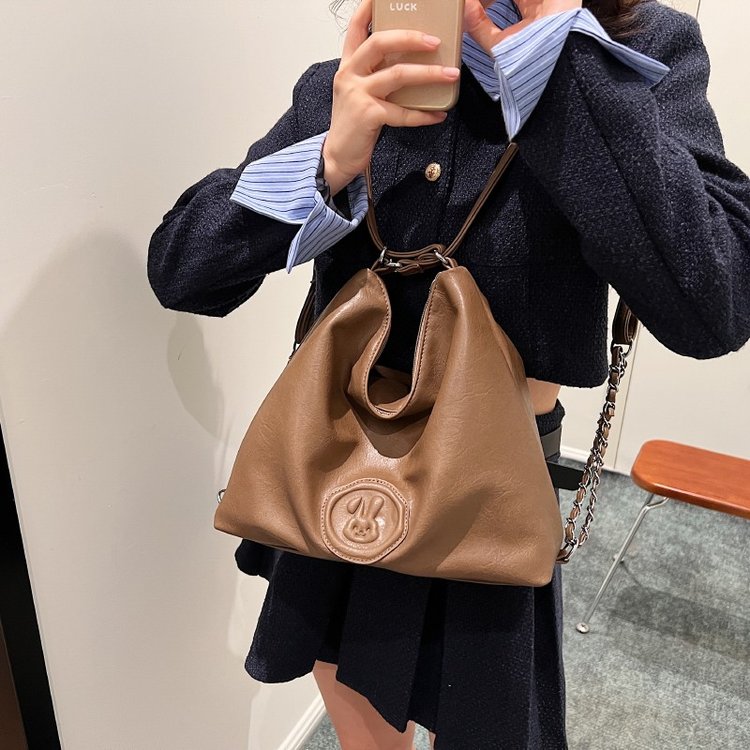 Simple niche high-end commuting large-capacity backpack women's large bag new high-end trendy shoulder bag