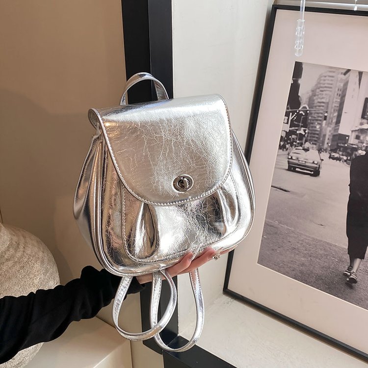 Cross-border fashion silver backpack women's 2024 new niche backpack versatile casual portable travel bag