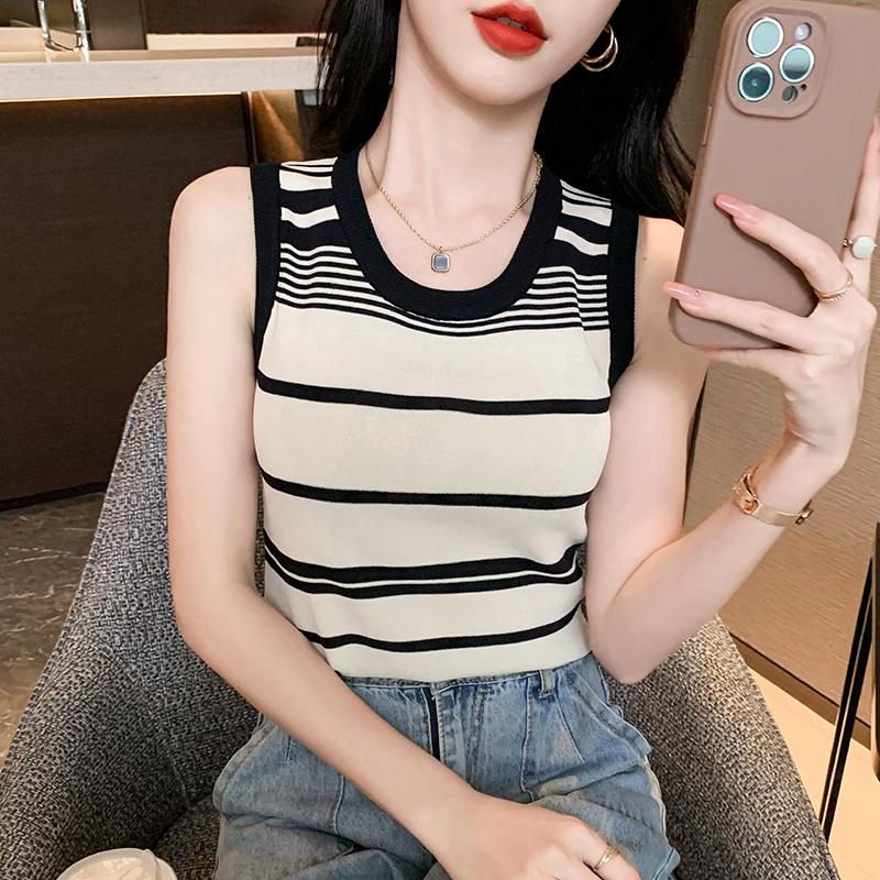 2023 real shot summer new style striped small suspenders women's inner layering shirt women's short careful machine knitted vest