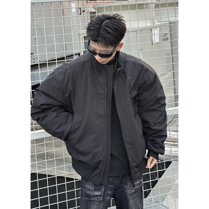 Use with caution in the online picture. Thickened quilted jacket with double zipper. Waterproof trendy brand cotton jacket.