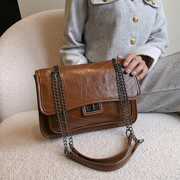This year’s popular bags 2024 spring new bags retro shoulder bags women’s bags fashion niche crossbody small square bags