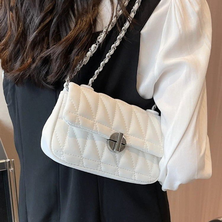 2024 Summer New Niche Underarm Women's Bag Fashion Commuting Casual Bag Trendy One Shoulder Diagonal Small Square Bag for Women