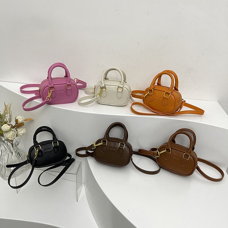 This year’s popular bags for women 2024 new high-end small tote bags for going out fashion bowling bags shoulder crossbody bags