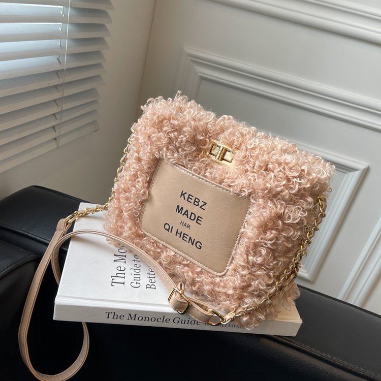 Lamb wool bag 2024 autumn and winter new trendy Korean small square bag versatile chain bag fur bag crossbody bag