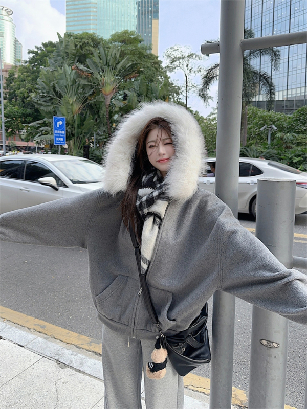 Hooded fur collar zipper sweatshirt cardigan winter thickened warm jacket + fleece sweatpants for women