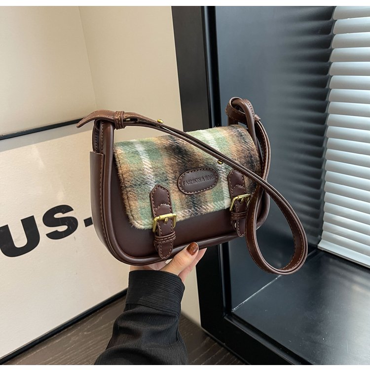 British Retro Cambridge Bag Women's New Trendy Woolen Plaid Small Square Bag Versatile Handbag Crossbody Bag