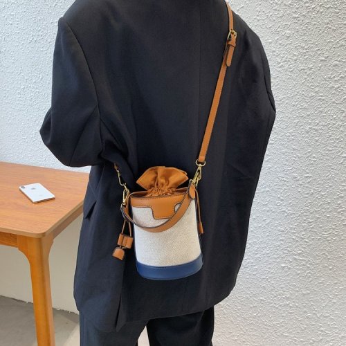Bucket bag for women 2024 new Korean style portable cylindrical shoulder bag trendy retro canvas contrasting crossbody bag