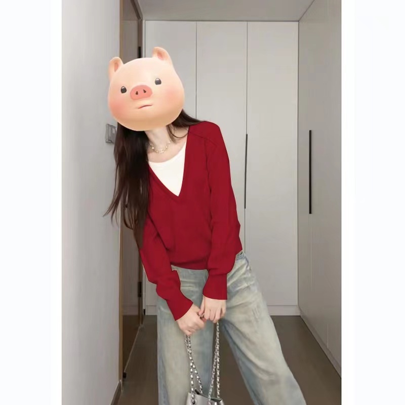 Burgundy fake two-piece sweater for women, lazy style autumn and winter Korean style high-end loose V-neck long-sleeved top