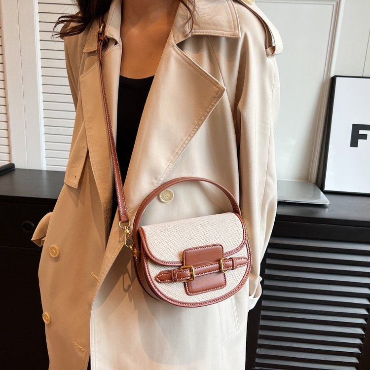 High-end textured bags, saddle bags, niche retro stitching handbags, 2024 new casual versatile crossbody bags