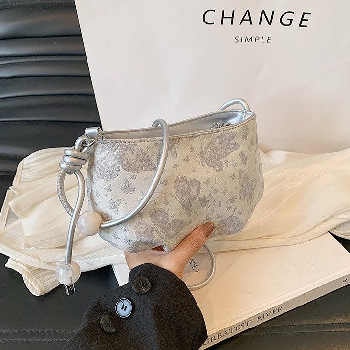 New Chinese style bag for women 2024 summer new fashion embroidered saddle bag niche simple casual versatile crossbody bag