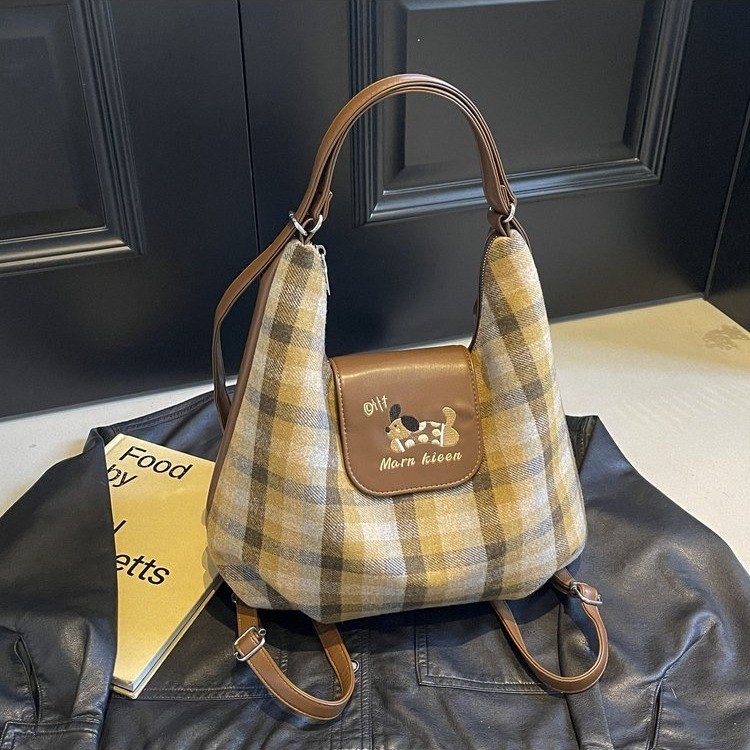 Dachshund Plaid Large Capacity Bag Women's 2024 New Shoulder Bag Commuting Autumn and Winter Crossbody Bag Versatile Backpack