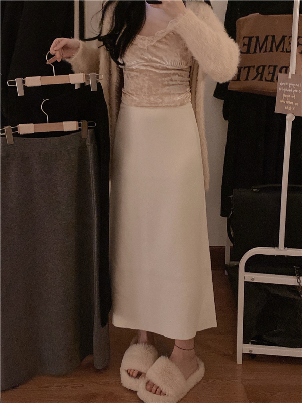 High-waisted straight mid-length solid color versatile thick skin-friendly soft waxy knitted A-line skirt