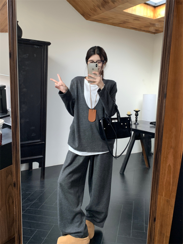 Autumn new Japanese and Korean simple fashion fake two-piece contrasting tops and casual trousers two-piece suit