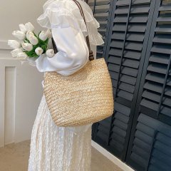 New European and American style single shoulder handmade straw woven bag seaside travel vacation beach bag business commuter shoulder bag