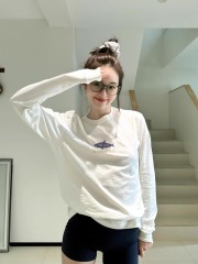 Beautiful white high-end thin long-sleeved T-shirt for women autumn new Korean style loose bottoming shirt top ins