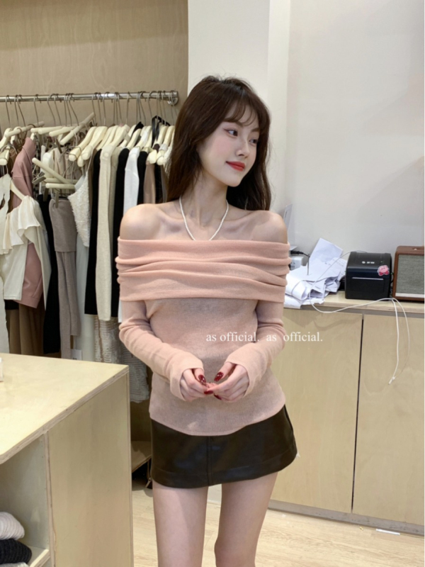One-shoulder top for women, autumn design sweater, off-shoulder chic, knitted bottoming sweater