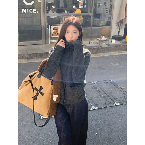 Soft waxy lapel knitted cardigan thickened warm and heat-locking sweater jacket