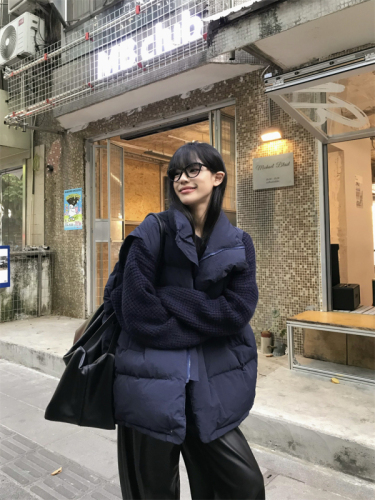 Style navy blue versatile loose round neck soft waxy thickened sweater + thickened vest cotton coat