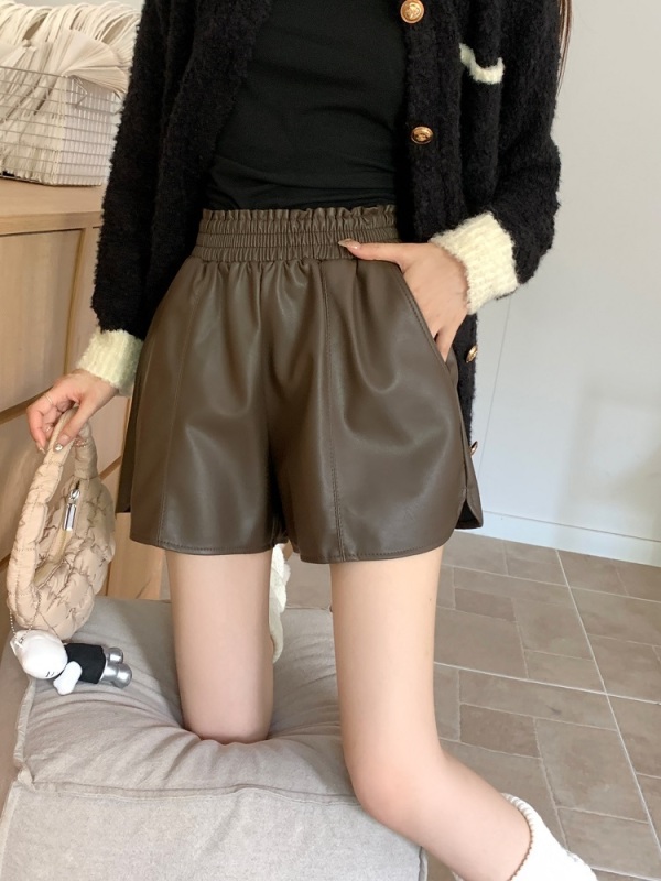 Casual shorts, elastic waist, high waist, slimming wide-leg leather pants, outer boot pants