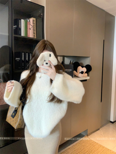 Round neck sweater for women in autumn and winter, lazy and loose, soft and waxy loose warm top