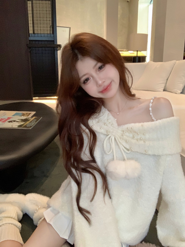 Ice and Snow Lovers Early Autumn Long Sleeve Lazy Knitted Sweater Top Women's Designed One-Shoulder Sweater