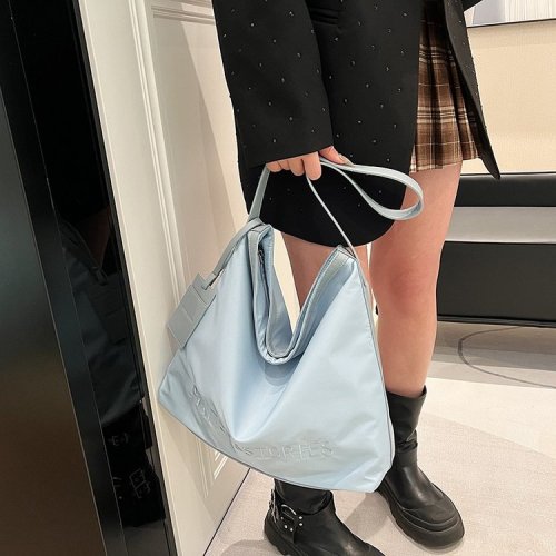 Simple, fashionable, casual shoulder, shoulder and armpit bag, sports, fitness, yoga, commuting, versatile backpack, women's shoulder bag