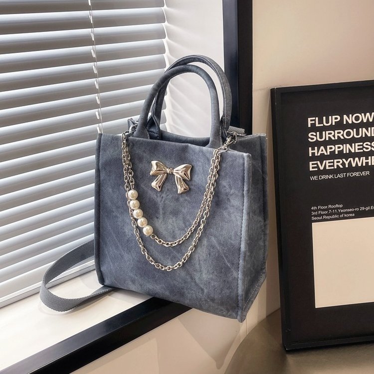 Cross-border trend shoulder bag new fashion versatile crossbody bag large capacity tote bag lightweight handbag women's bag